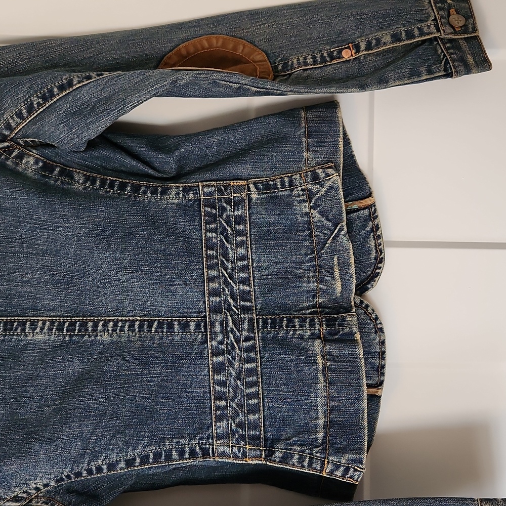 Distressed Jean Jacket - Picture 6 of 6
